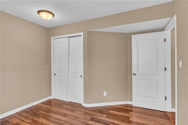 912 Chalk Hill Court, Lawrence, KS 66049