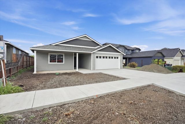 1834 Ingram Lane, Medford, OR 97501