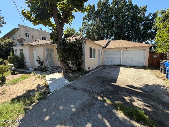 6555 Hazeltine Avenue, Van Nuys, CA 91401