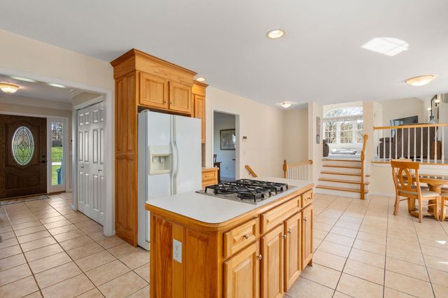 1 Silver Brook Street, Salem, NH 03079