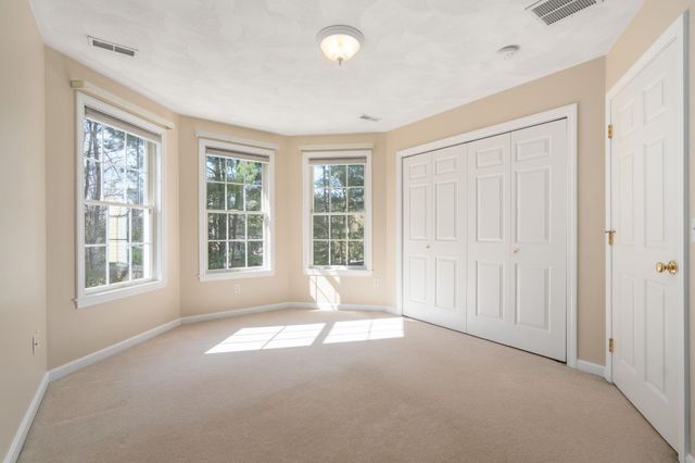 1 Silver Brook Street, Salem, NH 03079