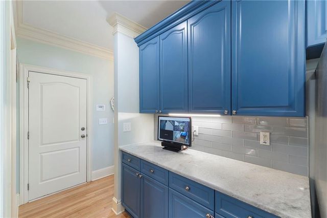 940 Checkered Way NW, Kennesaw, GA 30152
