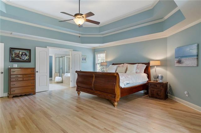 940 Checkered Way NW, Kennesaw, GA 30152