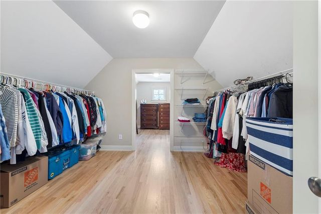 940 Checkered Way NW, Kennesaw, GA 30152