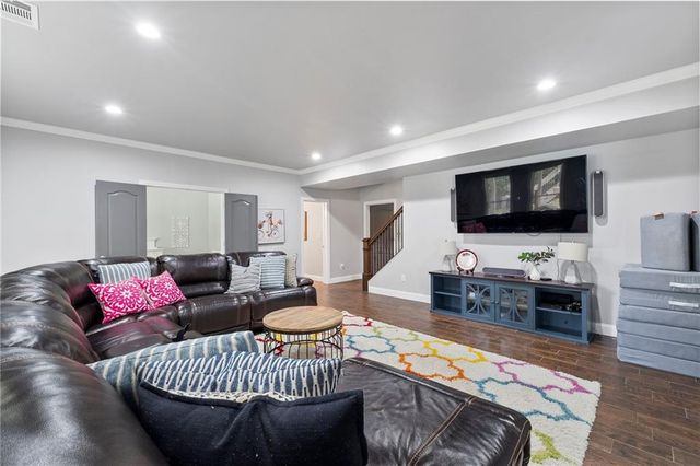 940 Checkered Way NW, Kennesaw, GA 30152