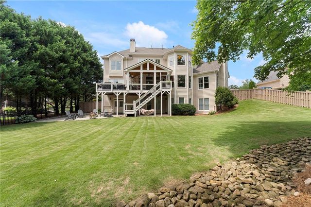 940 Checkered Way NW, Kennesaw, GA 30152