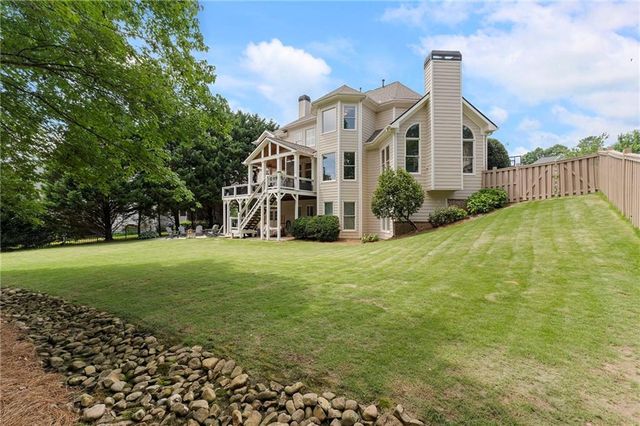 940 Checkered Way NW, Kennesaw, GA 30152