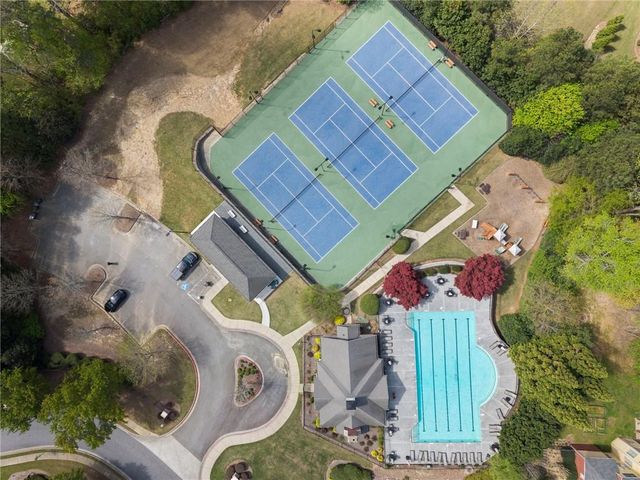 940 Checkered Way NW, Kennesaw, GA 30152