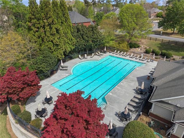 940 Checkered Way NW, Kennesaw, GA 30152
