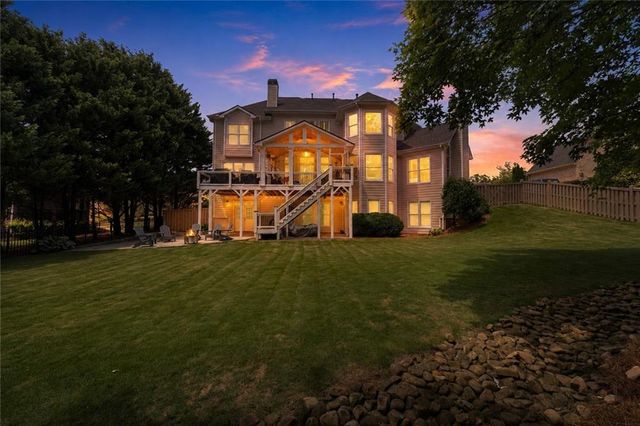 940 Checkered Way NW, Kennesaw, GA 30152