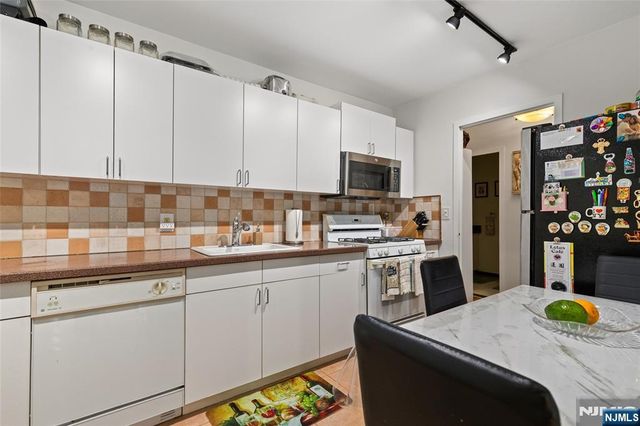 280 Prospect 9H, Hackensack, NJ 07601