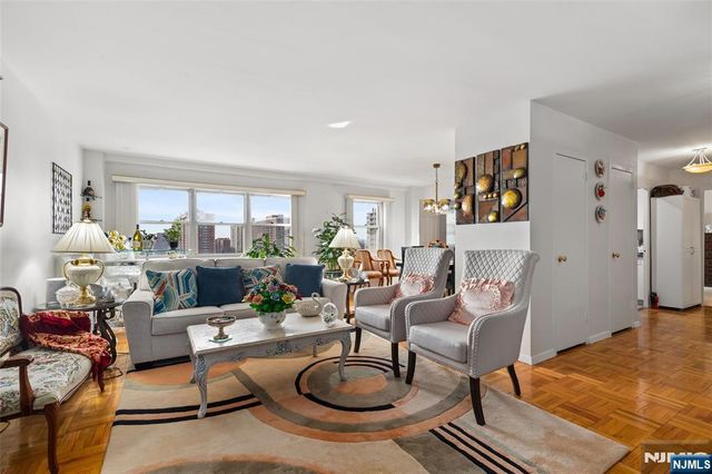 280 Prospect 9H, Hackensack, NJ 07601