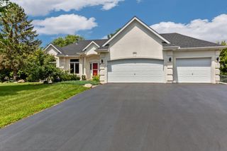 3947 Bailey Ridge Draw, Woodbury, MN 55125
