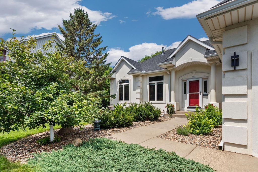 3947 Bailey Ridge Draw, Woodbury, MN 55125 — photo 2