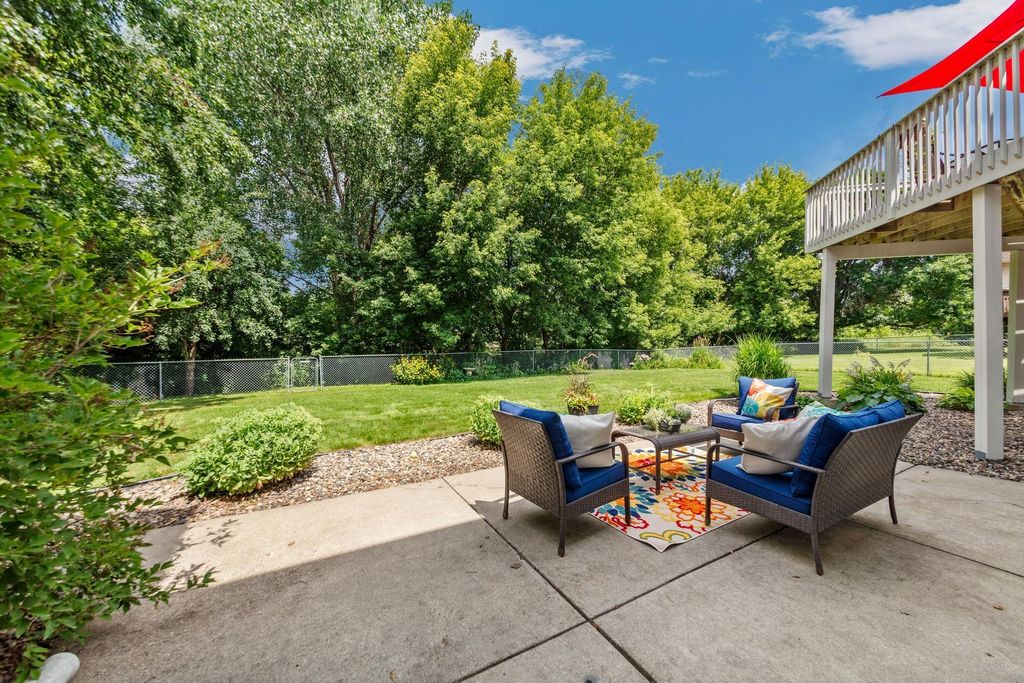 3947 Bailey Ridge Draw, Woodbury, MN 55125 — photo 5