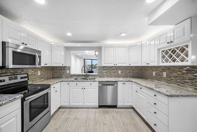 1035 S Federal Highway 213, Delray Beach, FL 33483