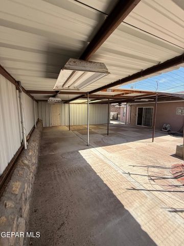 761 MARTHA GALE Drive, El Paso, TX 79912