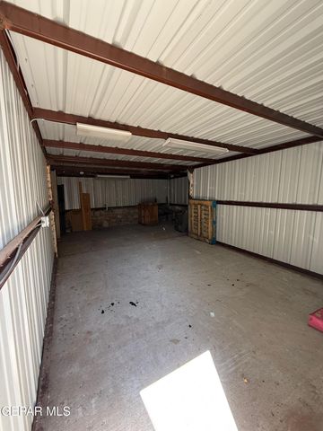 761 MARTHA GALE Drive, El Paso, TX 79912