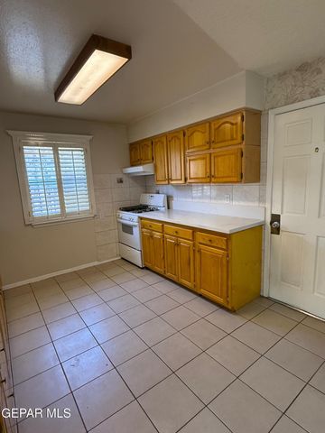 761 MARTHA GALE Drive, El Paso, TX 79912