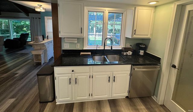 50922 Briarwood Court, Granger, IN 46530