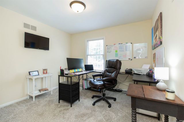 50922 Briarwood Court, Granger, IN 46530