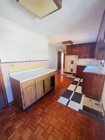 47 Redden Rd, Springfield, MA 01119