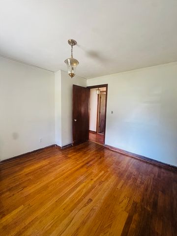 47 Redden Rd, Springfield, MA 01119