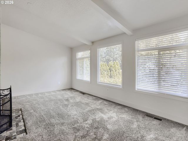 9411 Sw SILETZ Dr, Tualatin, OR 97062