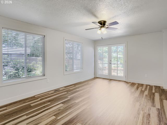 9411 Sw SILETZ Dr, Tualatin, OR 97062