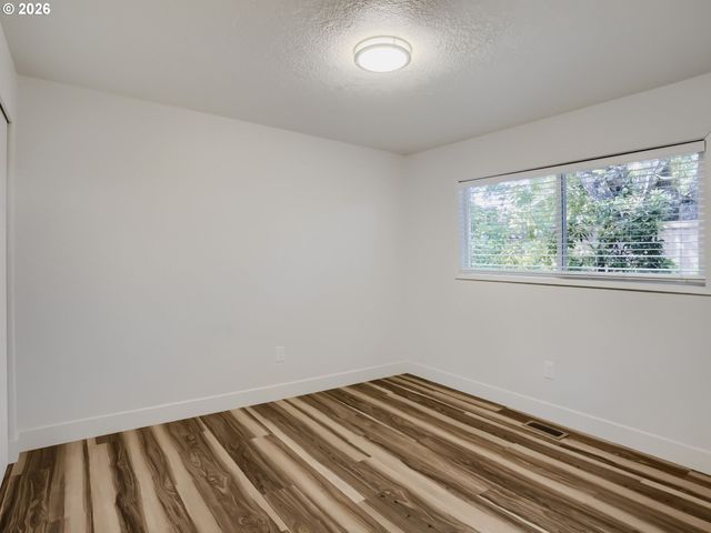 9411 Sw SILETZ Dr, Tualatin, OR 97062