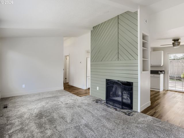 9411 Sw SILETZ Dr, Tualatin, OR 97062