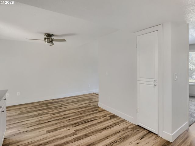 9411 Sw SILETZ Dr, Tualatin, OR 97062
