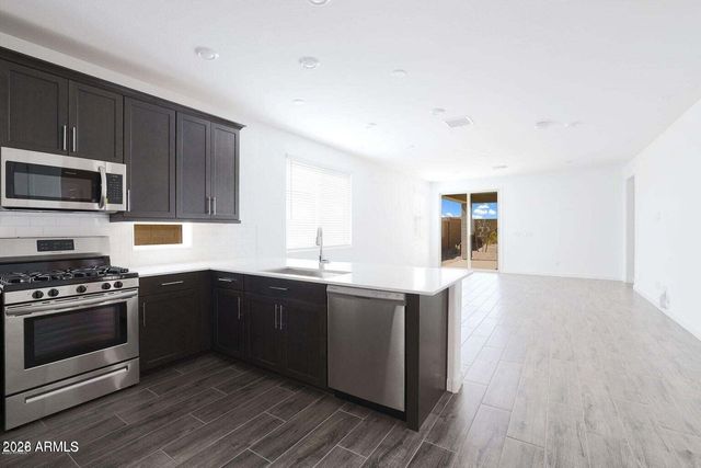 16514 W CHARLOTTE Drive, Surprise, AZ 85387