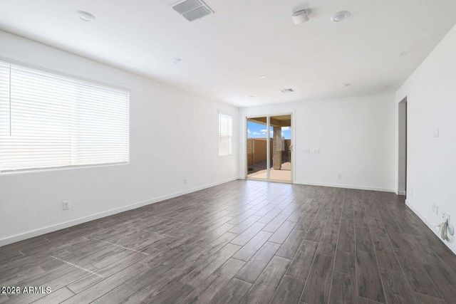 16514 W CHARLOTTE Drive, Surprise, AZ 85387