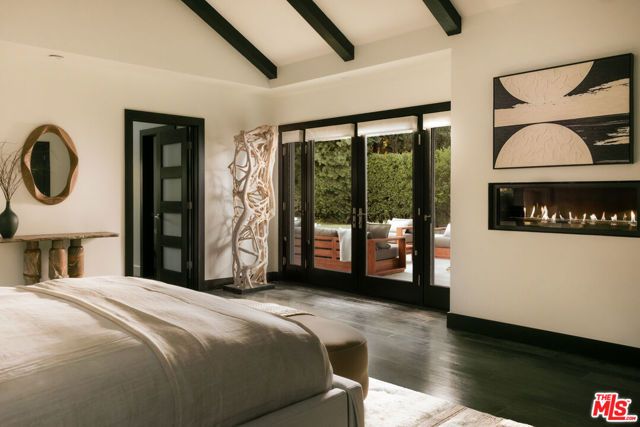 5938 Jumilla Avenue, Woodland Hills (los Angeles), CA 91367