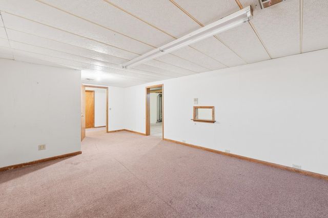 110 W 4th St., Valley Center, KS 67147