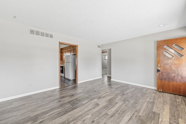 110 W 4th St., Valley Center, KS 67147