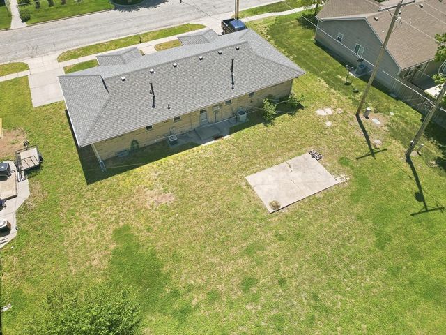 110 W 4th St., Valley Center, KS 67147
