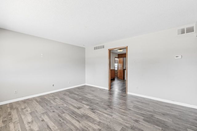 110 W 4th St., Valley Center, KS 67147