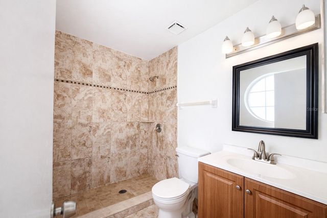 11008 YORKSHIRE RIDGE COURT, Orlando, FL 32837