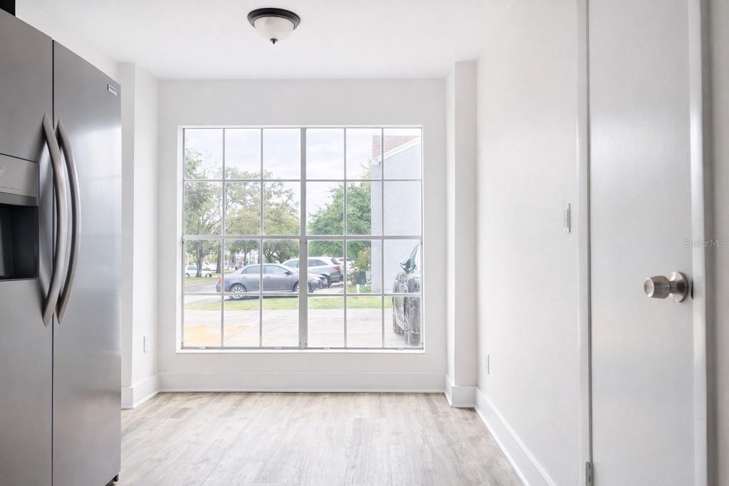 Image 11 of property listing at 11008 YORKSHIRE RIDGE COURT, Orlando, FL 32837