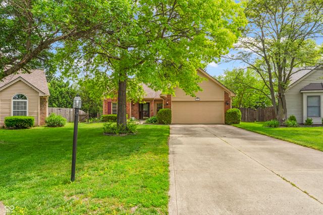 10816 Oyster Bay Court, Indianapolis, IN 46236