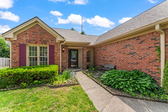 10816 Oyster Bay Court, Indianapolis, IN 46236
