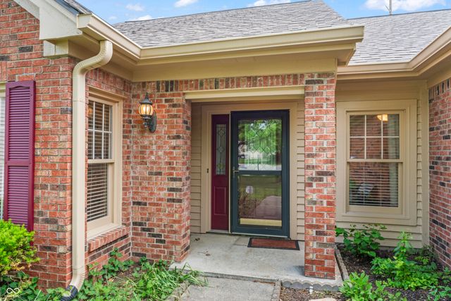 10816 Oyster Bay Court, Indianapolis, IN 46236