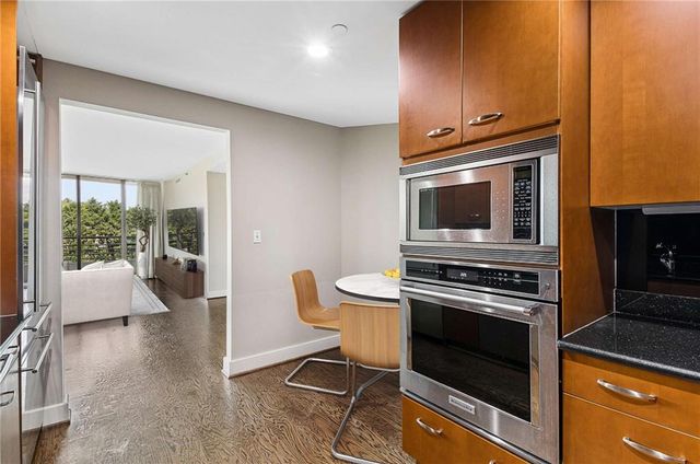 700 Park Regency Place NE 707, Atlanta, GA 30326