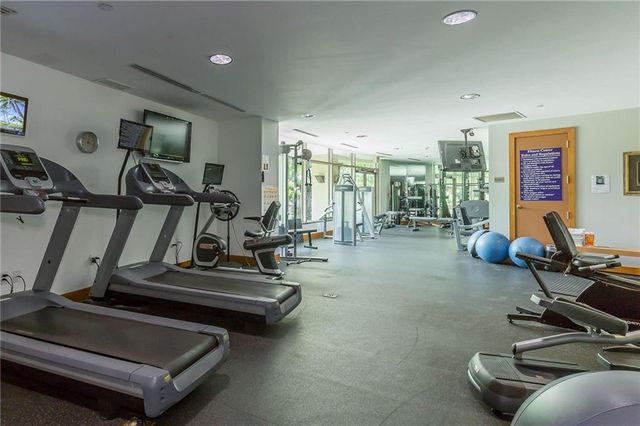700 Park Regency Place NE 707, Atlanta, GA 30326