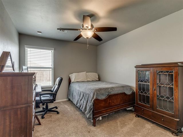 1905 W Autumn Way, Mustang, OK 73064