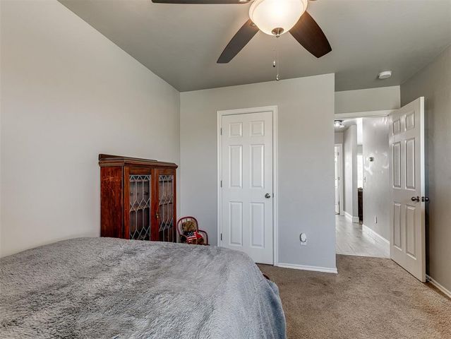 1905 W Autumn Way, Mustang, OK 73064