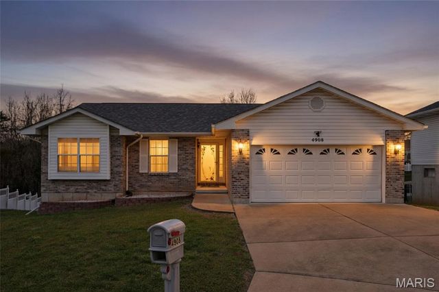 4908 Paradise Meadows Drive, Imperial, MO 63052