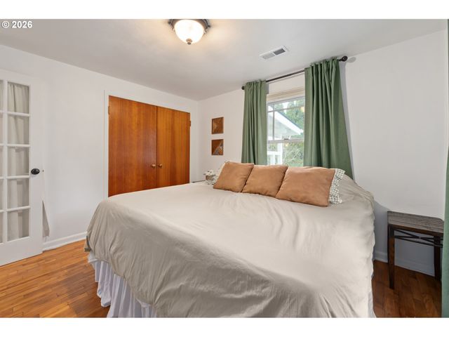 2267 WILLONA Dr, Eugene, OR 97408